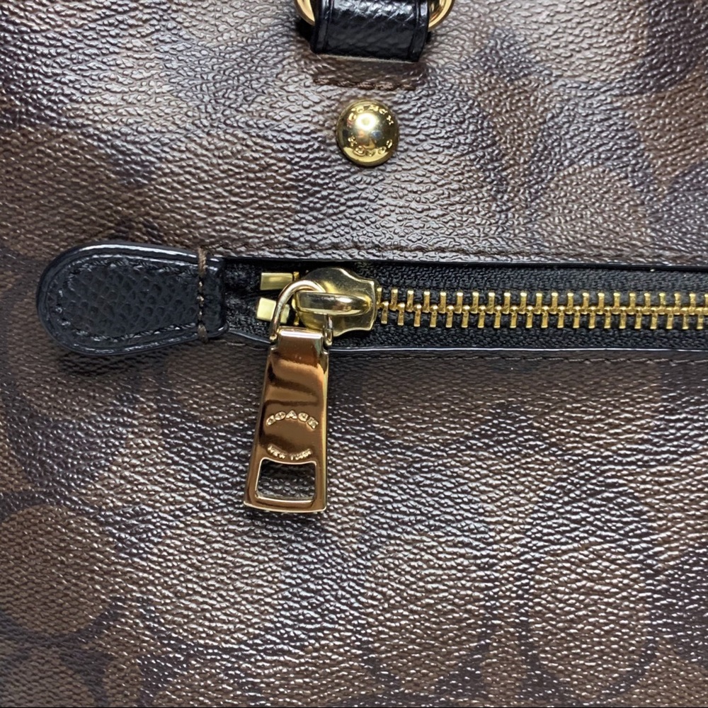 COACH Brown and Black Leather Shoulder Bag Purse - Picture 8 of 10